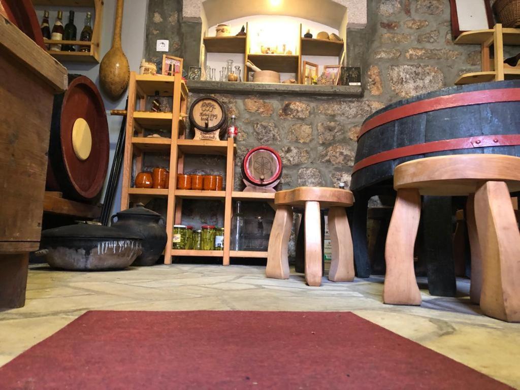 Rozanstvo Seoski Turizam Melovic المظهر الخارجي الصورة