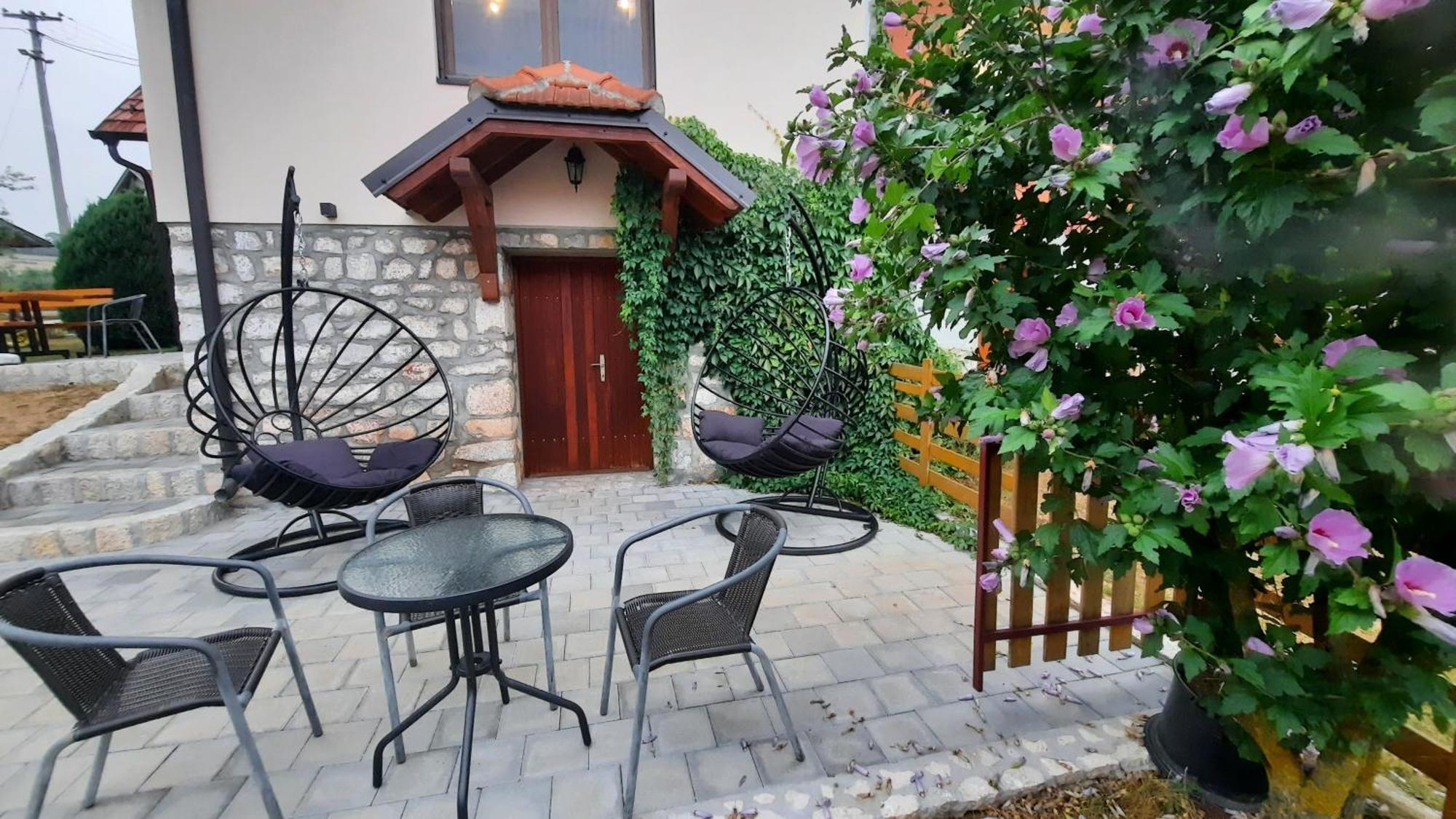 Rozanstvo Seoski Turizam Melovic المظهر الخارجي الصورة